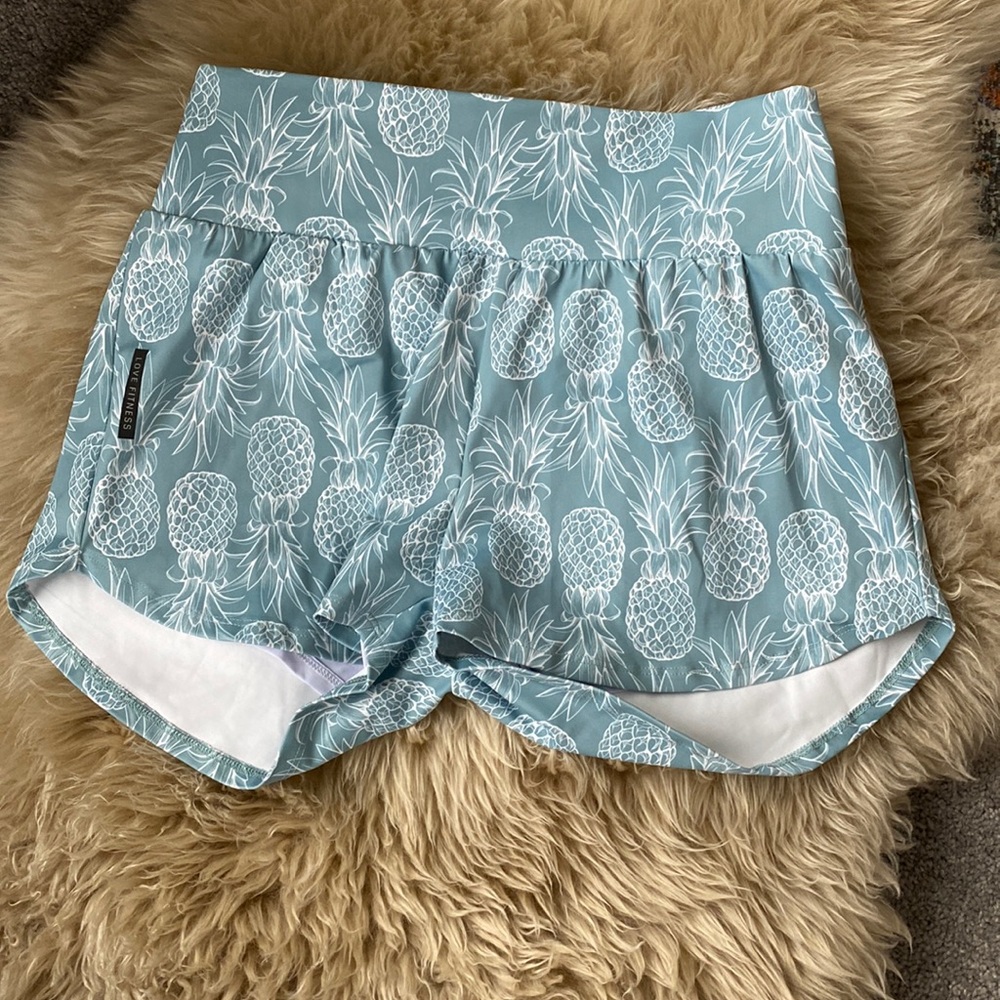 Love Fitness Shorts Medium
